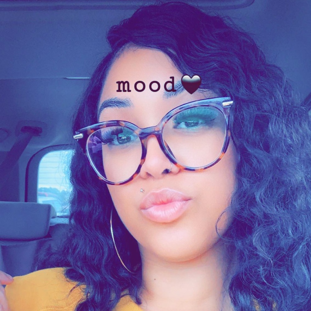 Meet your Posher, Chassiti